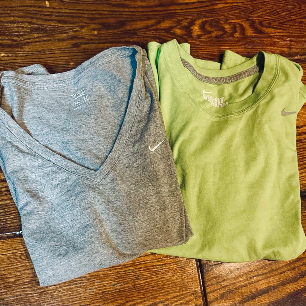 Nike Women’s Grey V-Neck & Green Crewneck Performance Tops (2-Pack)